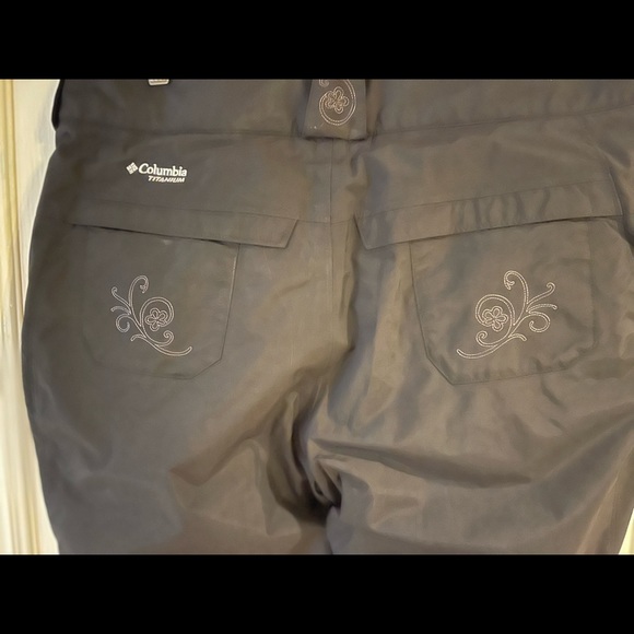 Columbia Women’s Titanium Omni-Tech Snowpants Black - Size XL - Picture 8 of 11